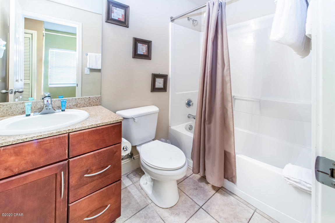 Laketown Wharf - Residential