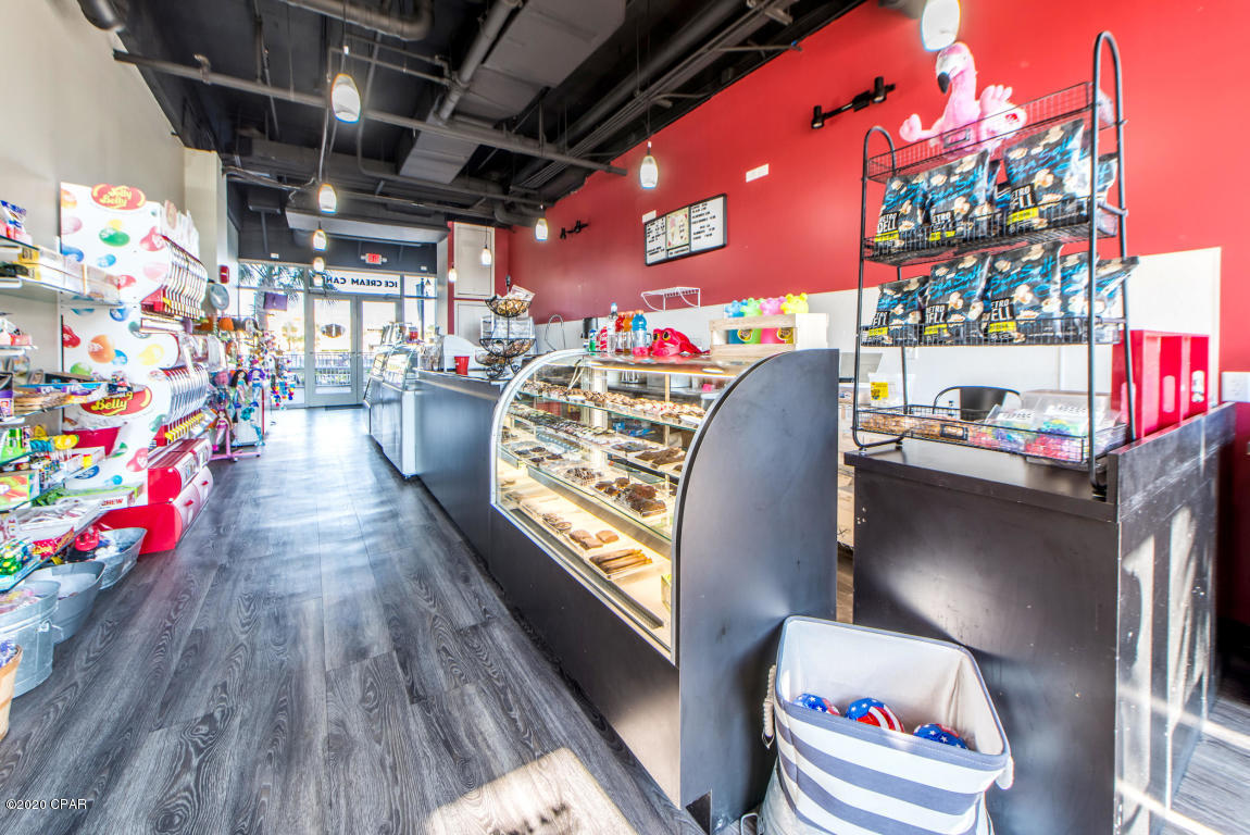 Laketown Wharf - Residential