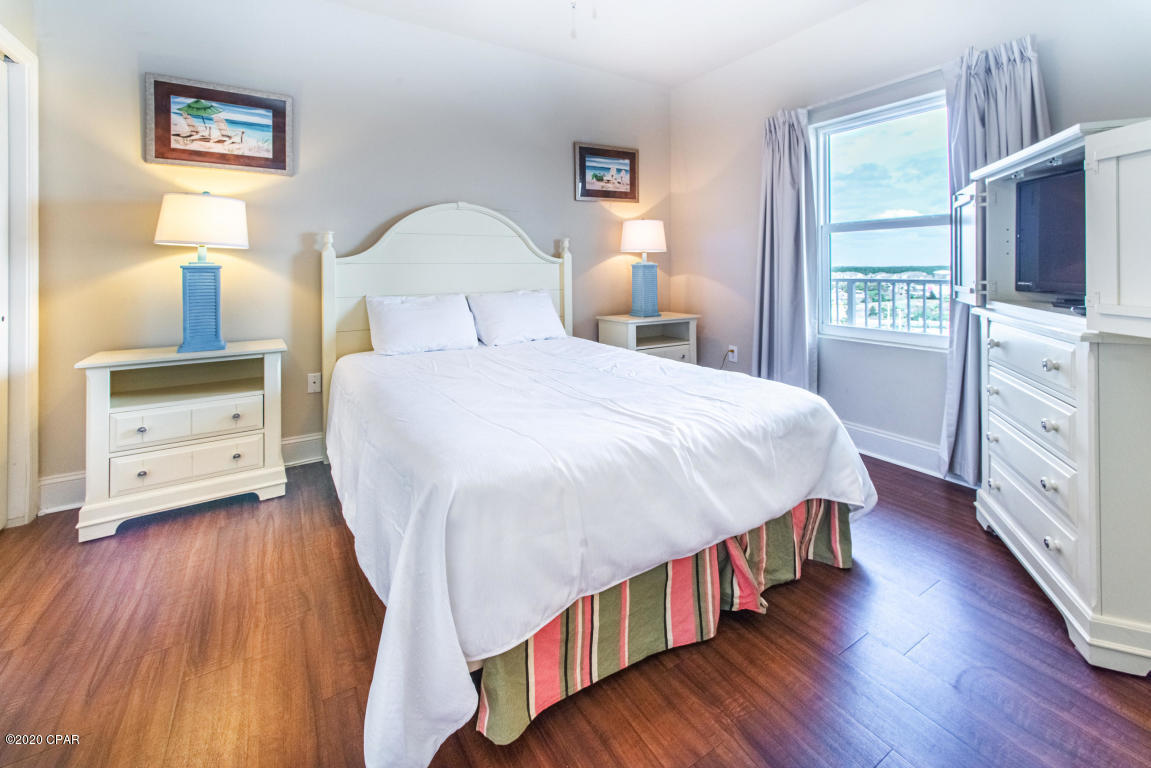 Laketown Wharf - Residential