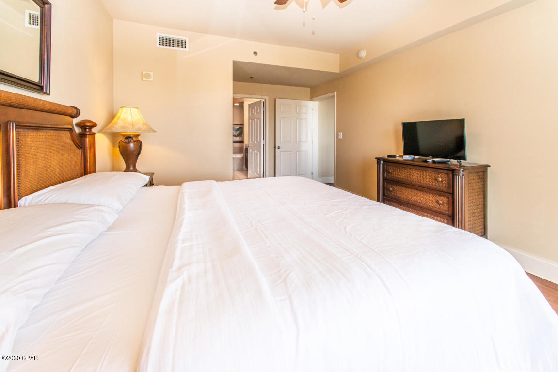 Laketown Wharf - Residential