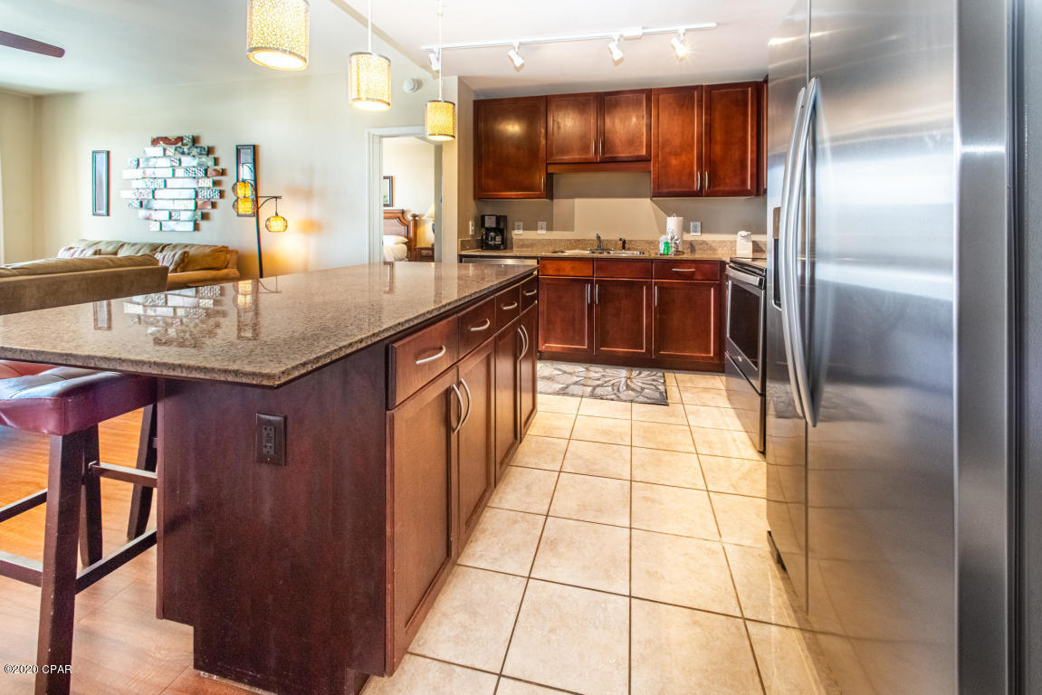 Laketown Wharf - Residential