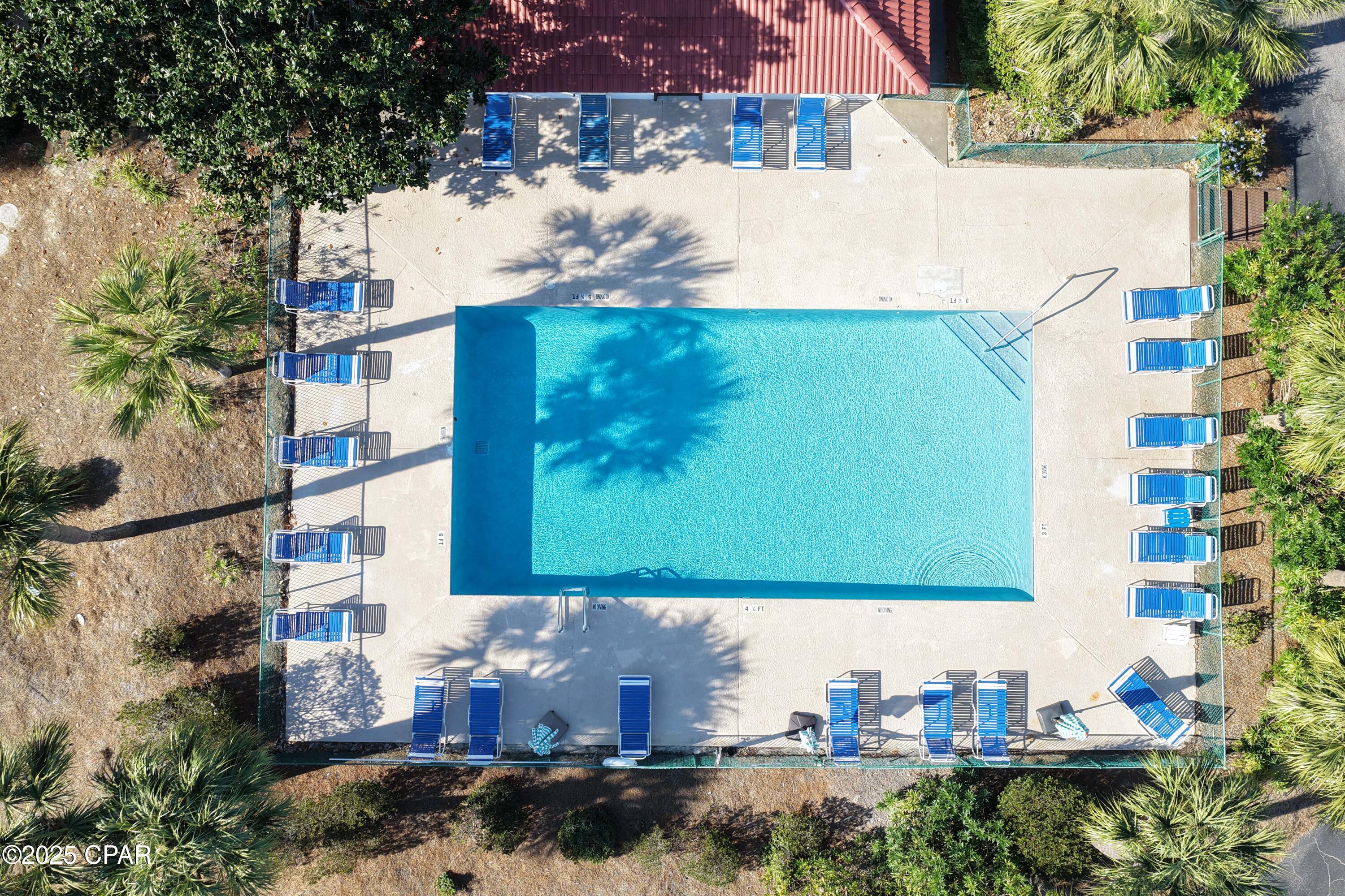 Edgewater Golf Villas 5 B - Residential