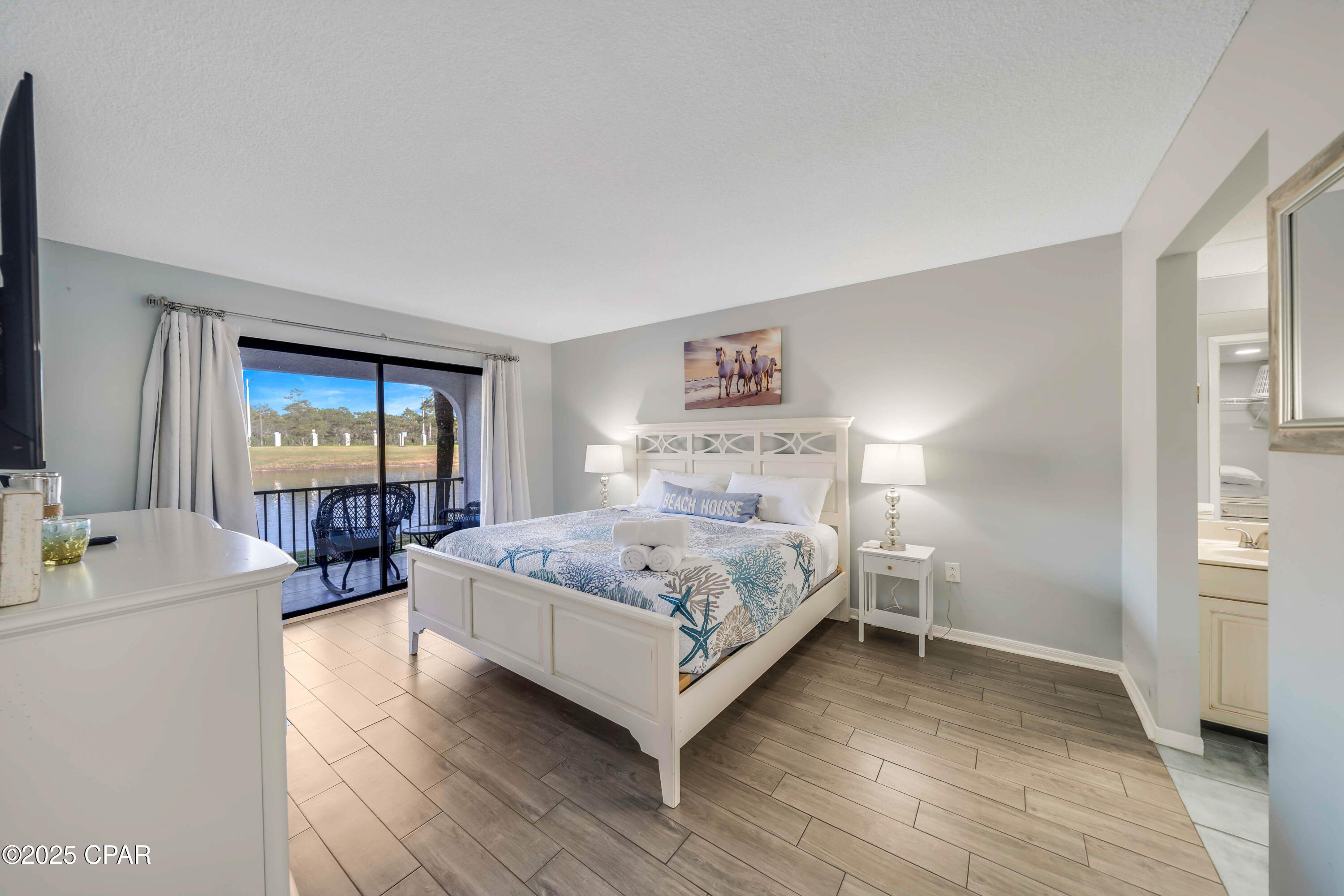 Edgewater Golf Villas 5 B - Residential