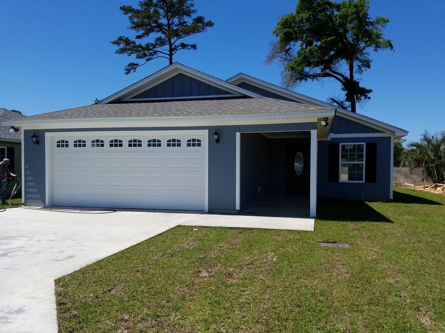 ALMOST COMPLETED NEW CONSTRUCTION!  Don't wait!  These homes go fast!  You may have time to choose the outside color!  The Good Cents Homes are economical and the perfect size and layout for any family.  Builder provides a 1 year Warranty!  Stainless Appliances - Granite Counter Tops. Double vanity in Master Bath with walk in shower.  This home will be finished soon!   Don't wait, buy now!