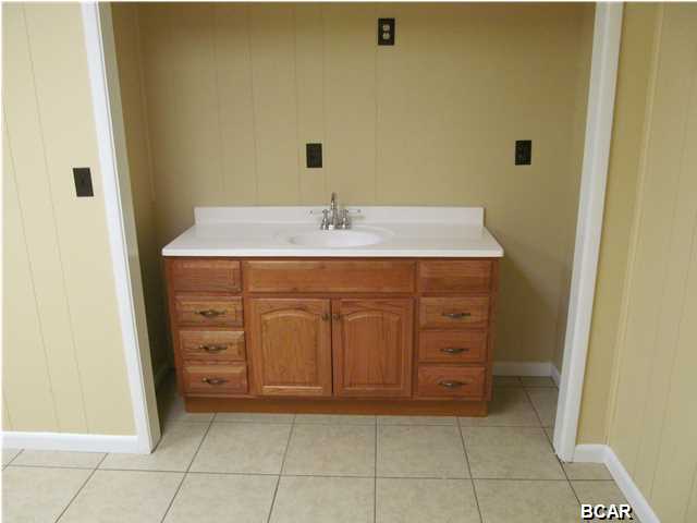 No Named Subdivision - Commercial Lease