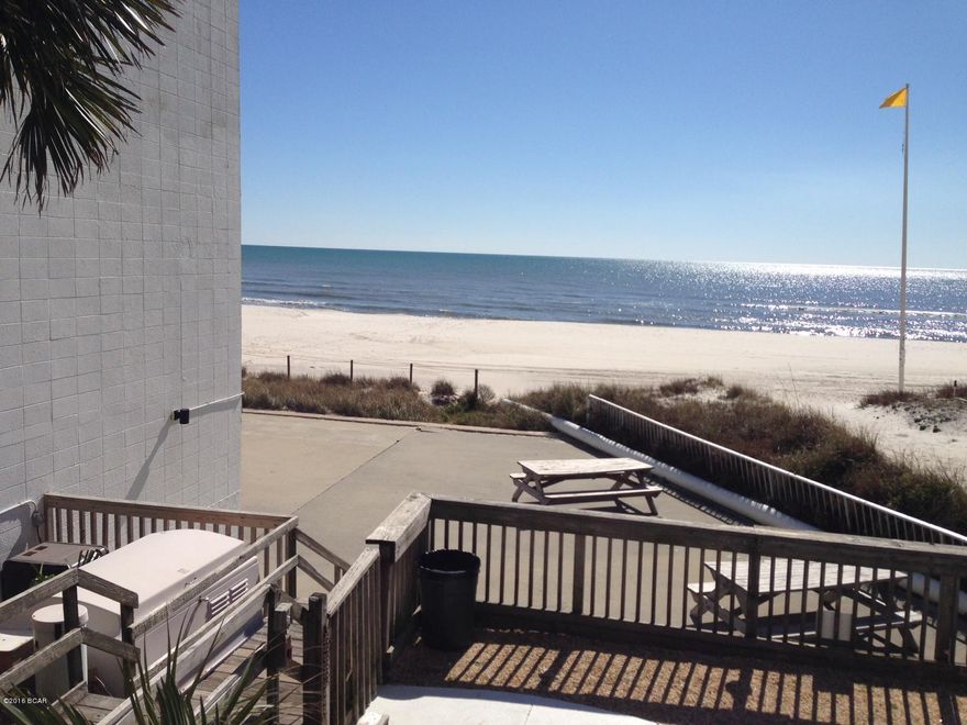 GULF FRONT <> WELL DECOREAD AND UPDATED <> SEPARATE BEDROOM AND A BALCONY FOR UNDER $100K - BUY IT BEFORE SOMEONE ELSE DOES -- ON THE BEACH CLOSE TO PIER PARK AND GULF WORLD <> EASY ACCES TO EVERYWHERE. THESE MAKE GREAT SECOND HOME GET-AWAYS AND THIS UNIT RENTS EXCEPTIONALLY WELL.