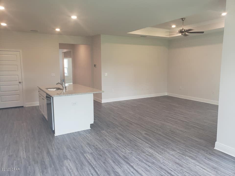 Emerald Cove Villas - Residential