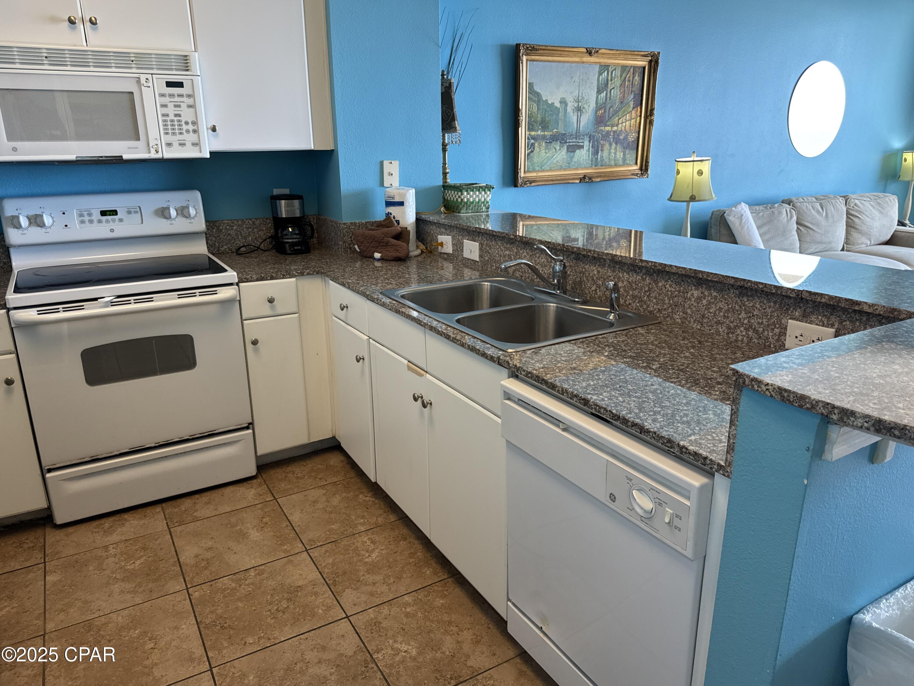 Shores Of Panama Phase I - Residential