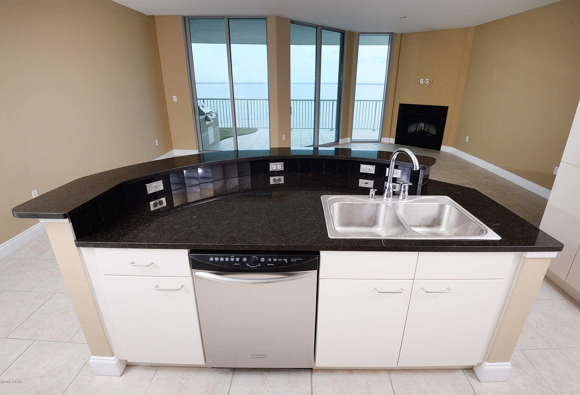 Marina Landing - Residential