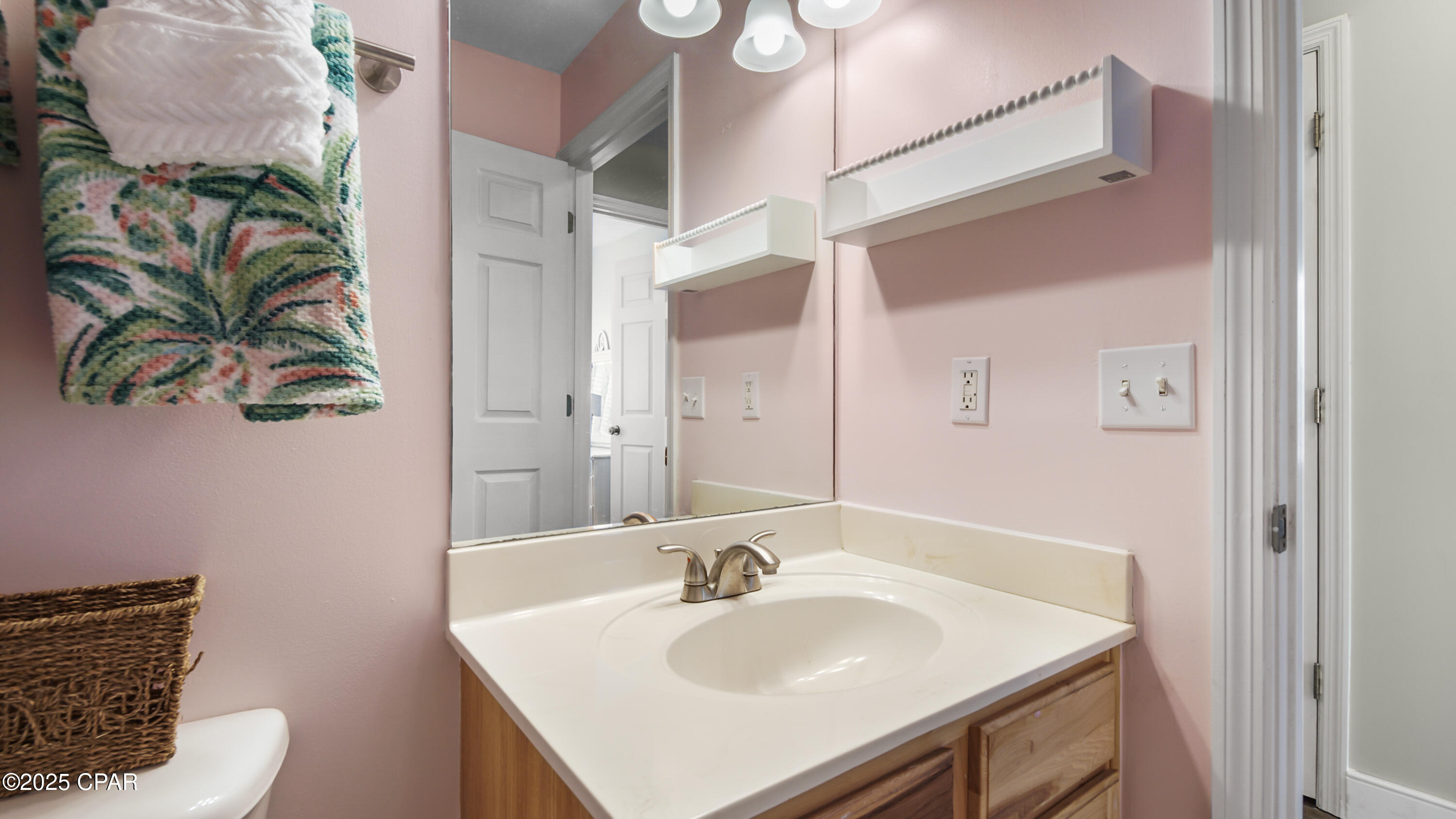 Lake Forest Estates - Residential