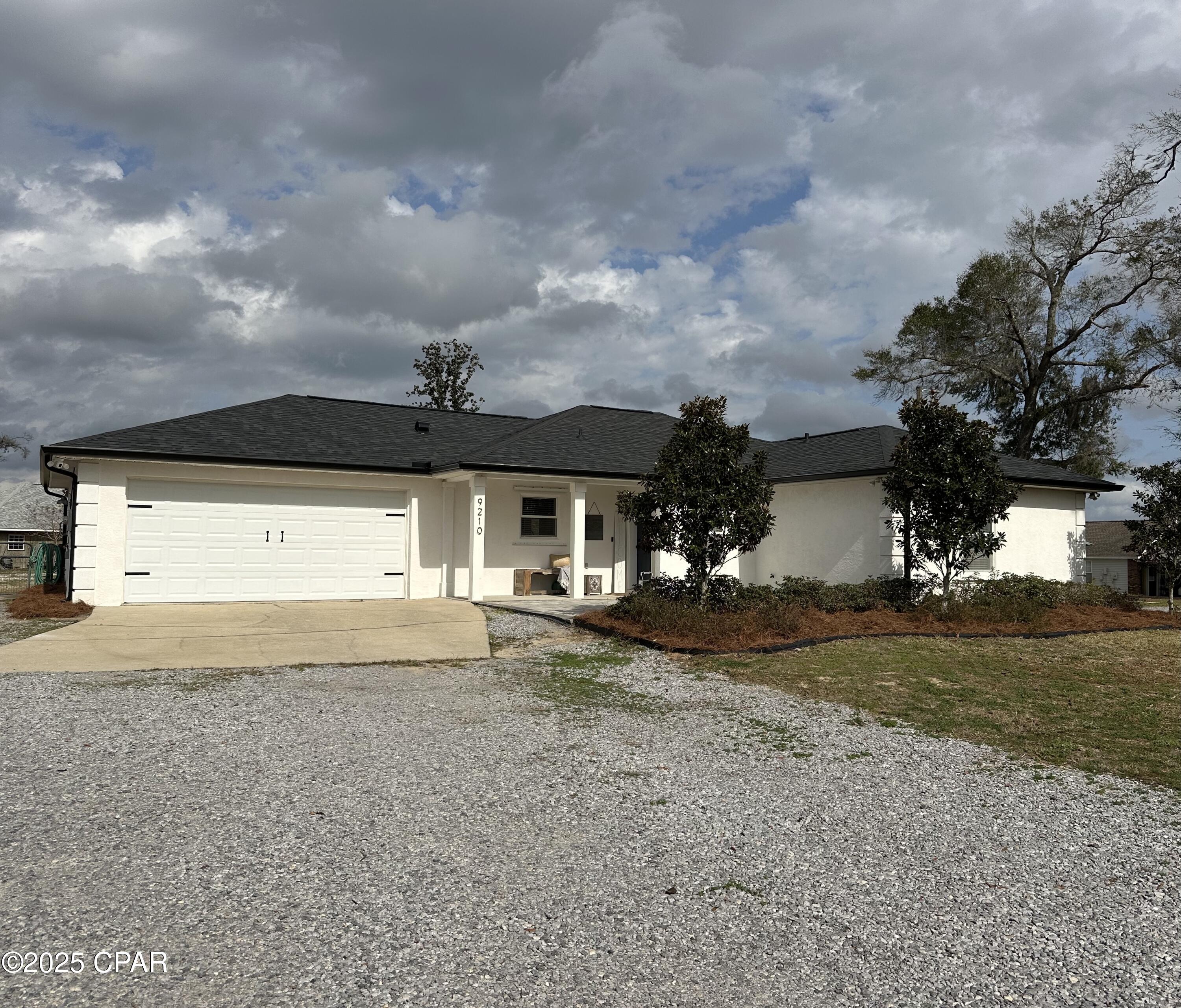 Lake Forest Estates - Residential