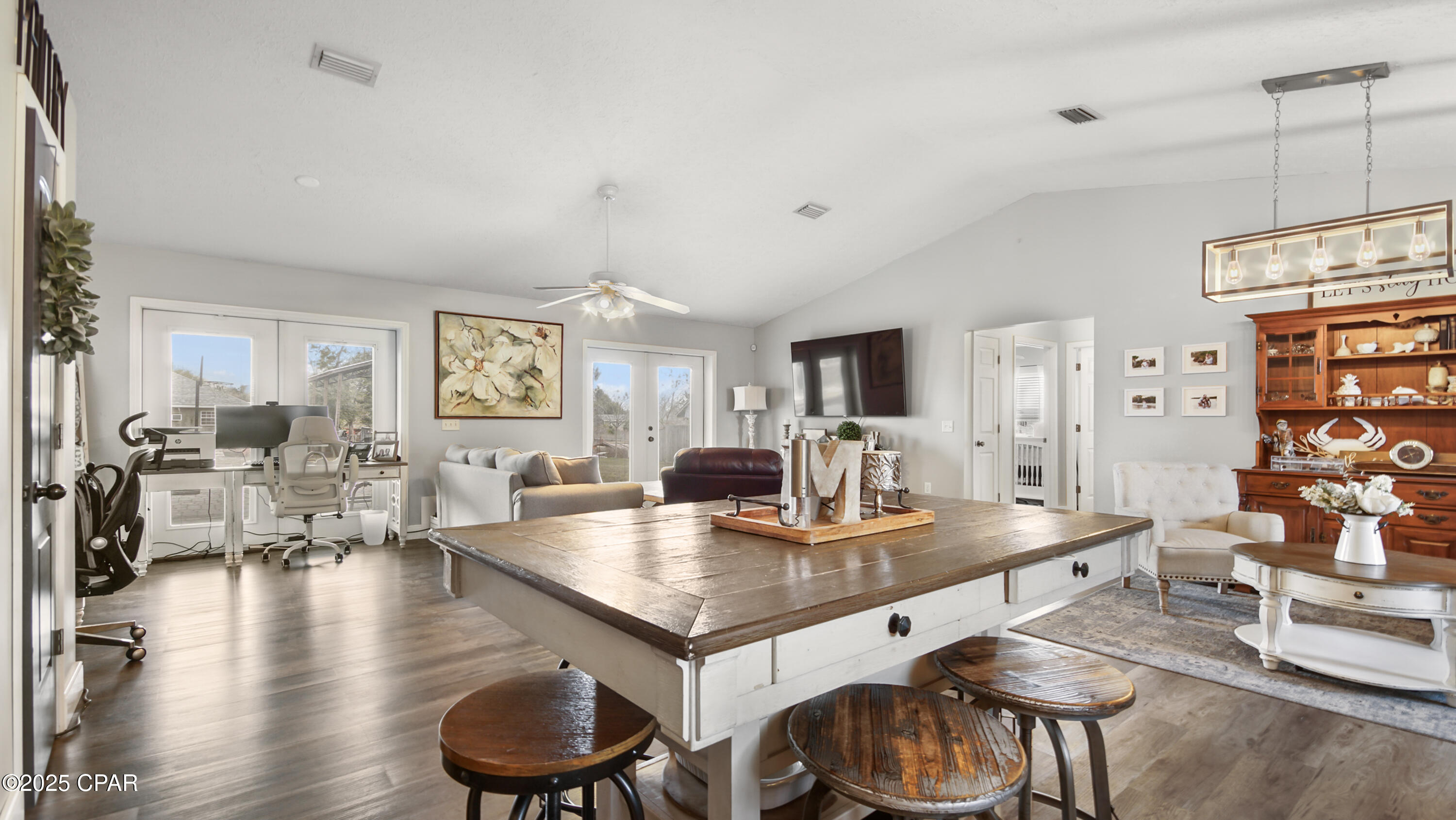 Lake Forest Estates - Residential