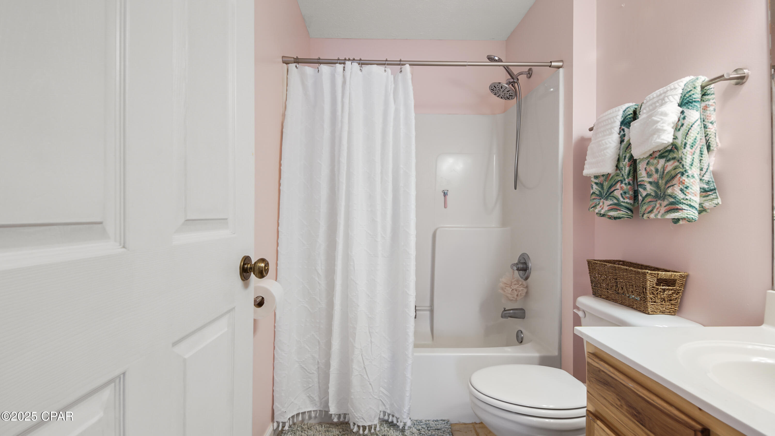 Lake Forest Estates - Residential