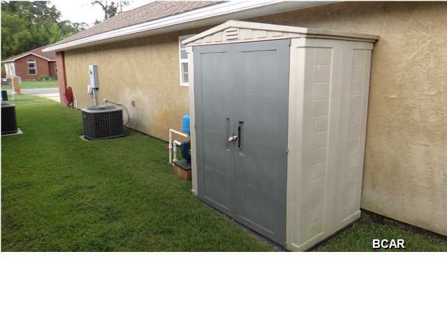 Wildwood Court - Residential Lease