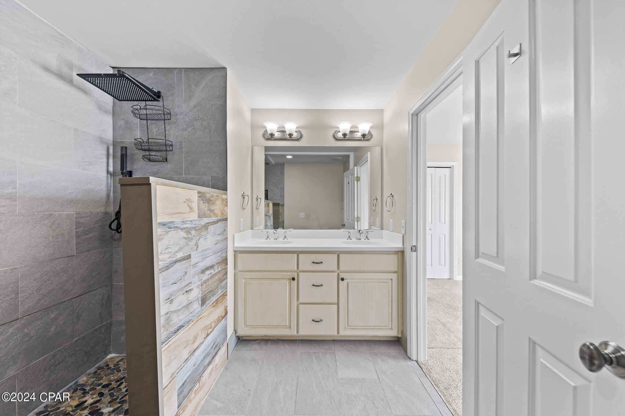 Annabella's Townhomes - Residential