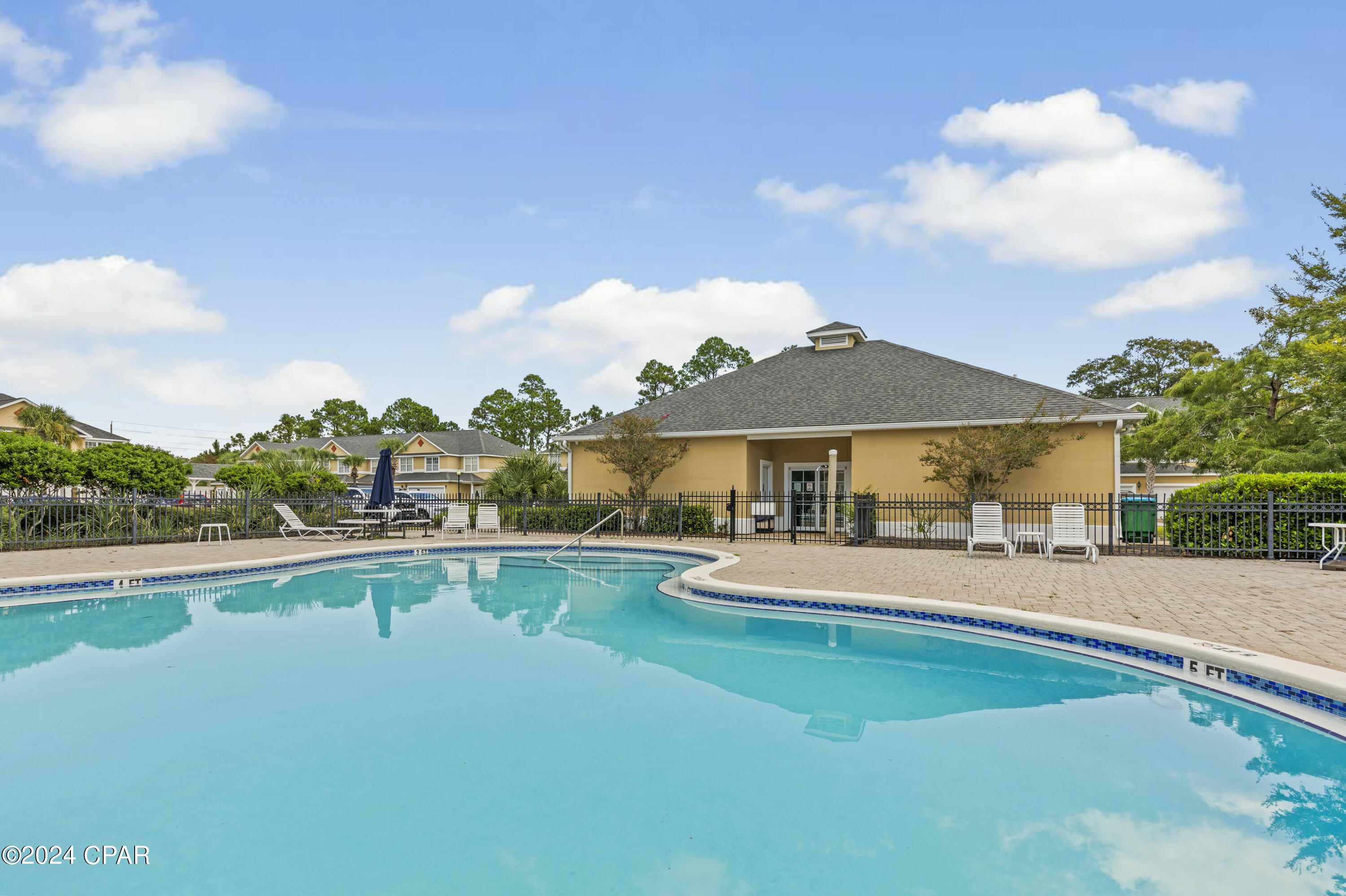 Annabella's Townhomes - Residential