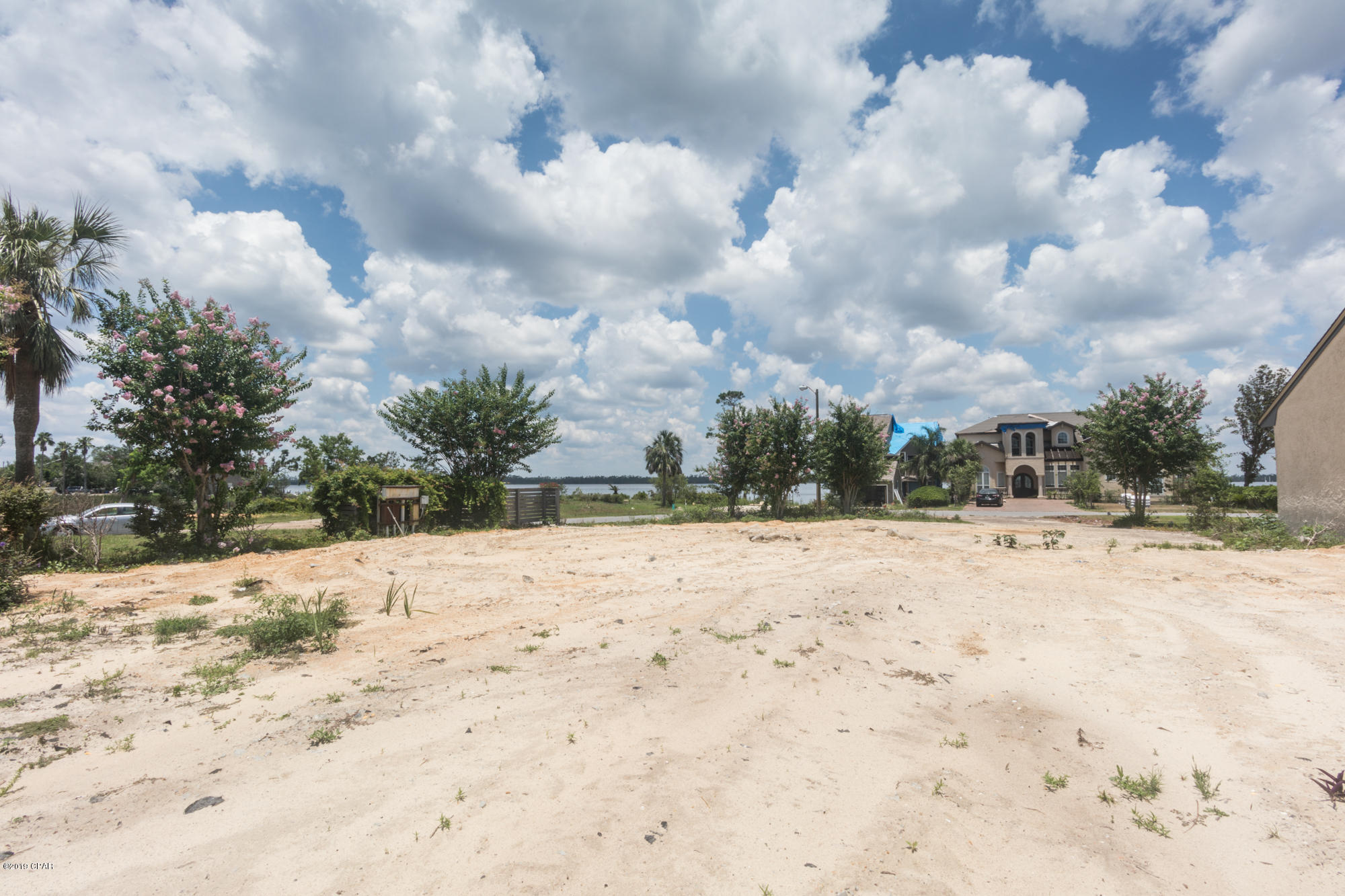 Country Club Harbour Estates - Land