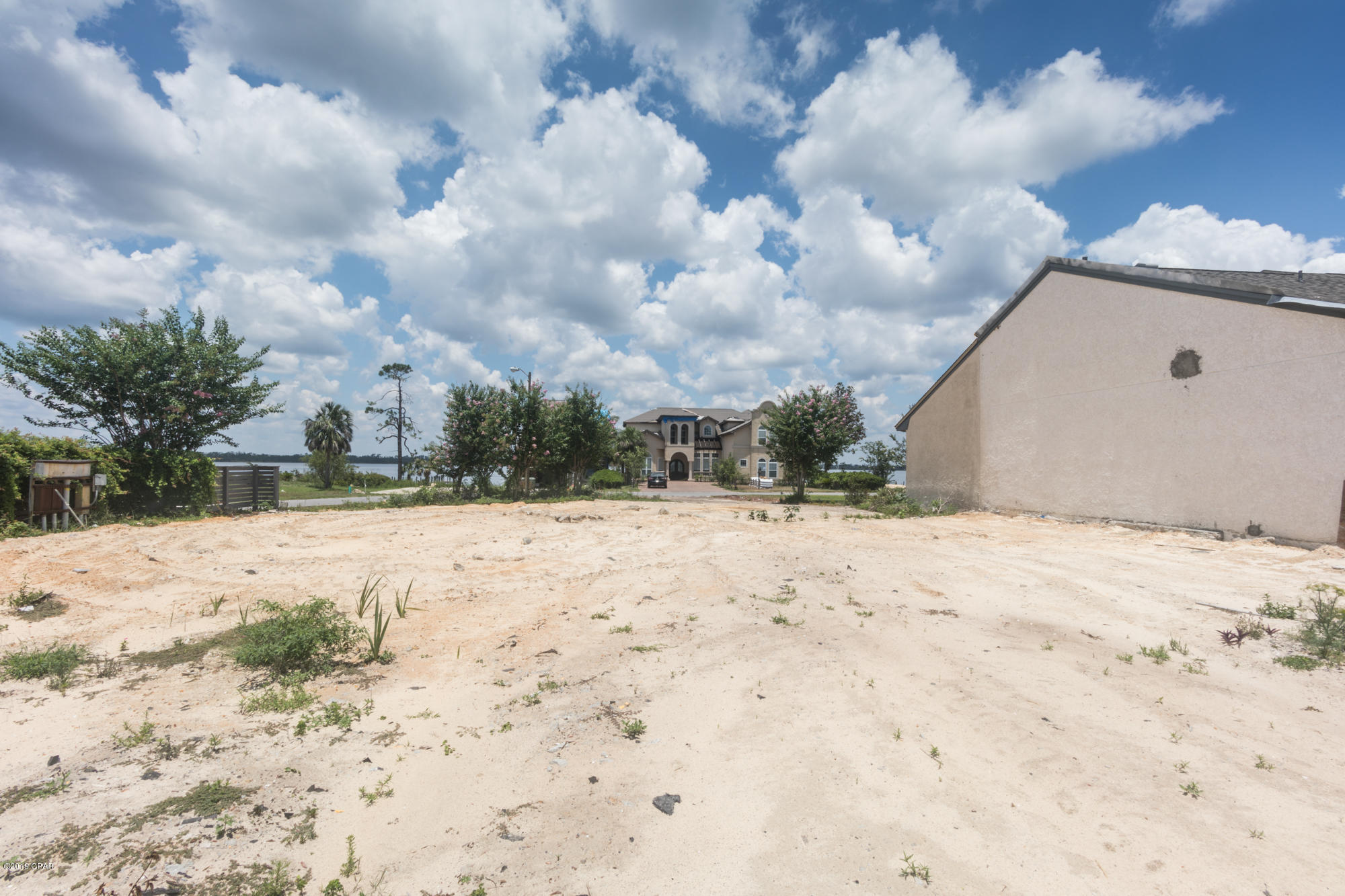 Country Club Harbour Estates - Land