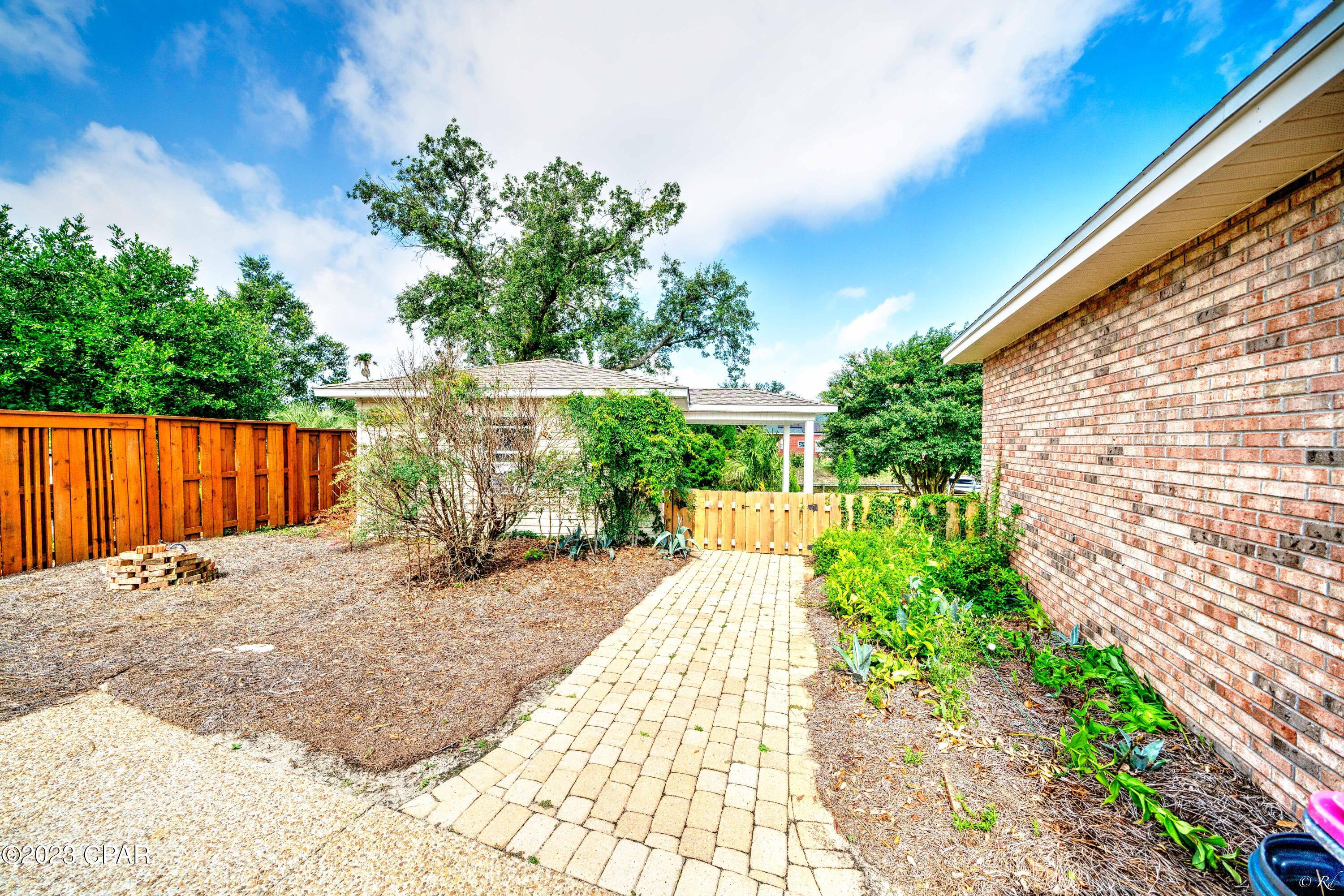 Kings Point - Residential