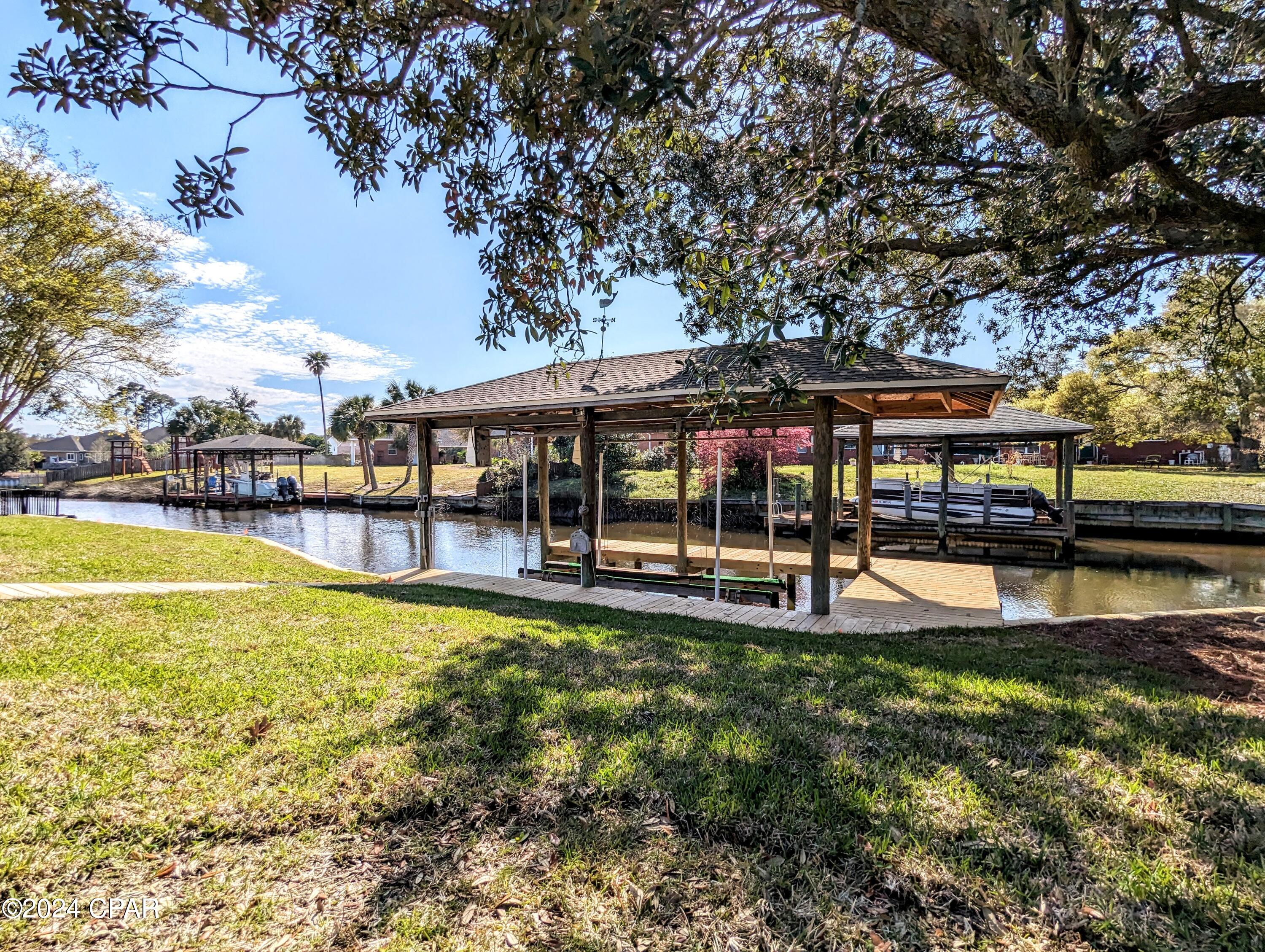 Kings Point - Residential