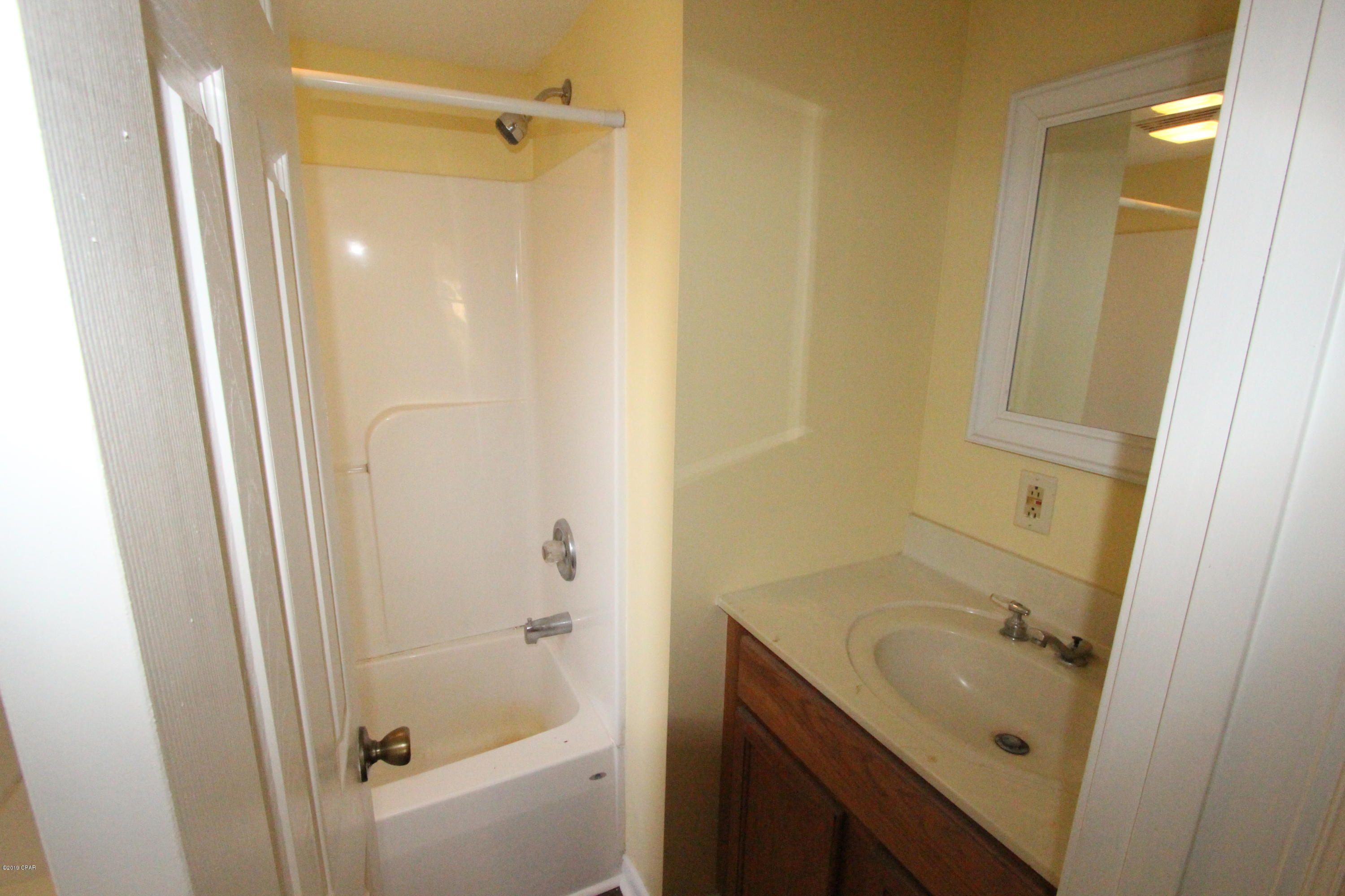 North Lagoon Oaks - Residential