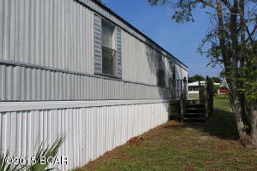 Laguna Beach Estates, this one is Lake Front for an added bonus! The home is furnished and has been used as a vacation / second home for years by the owners only. The lot measures 60 x 185 and is indeed Lakefront! Come visit today!