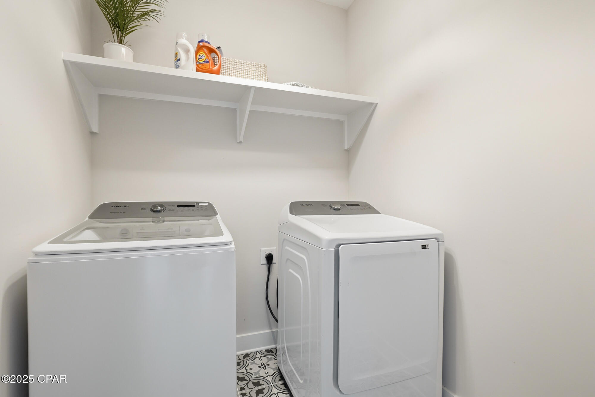 Villa Del Sol - Residential