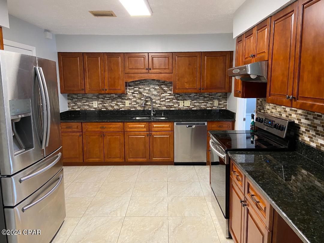 [No Recorded Subdiv] - Residential Lease