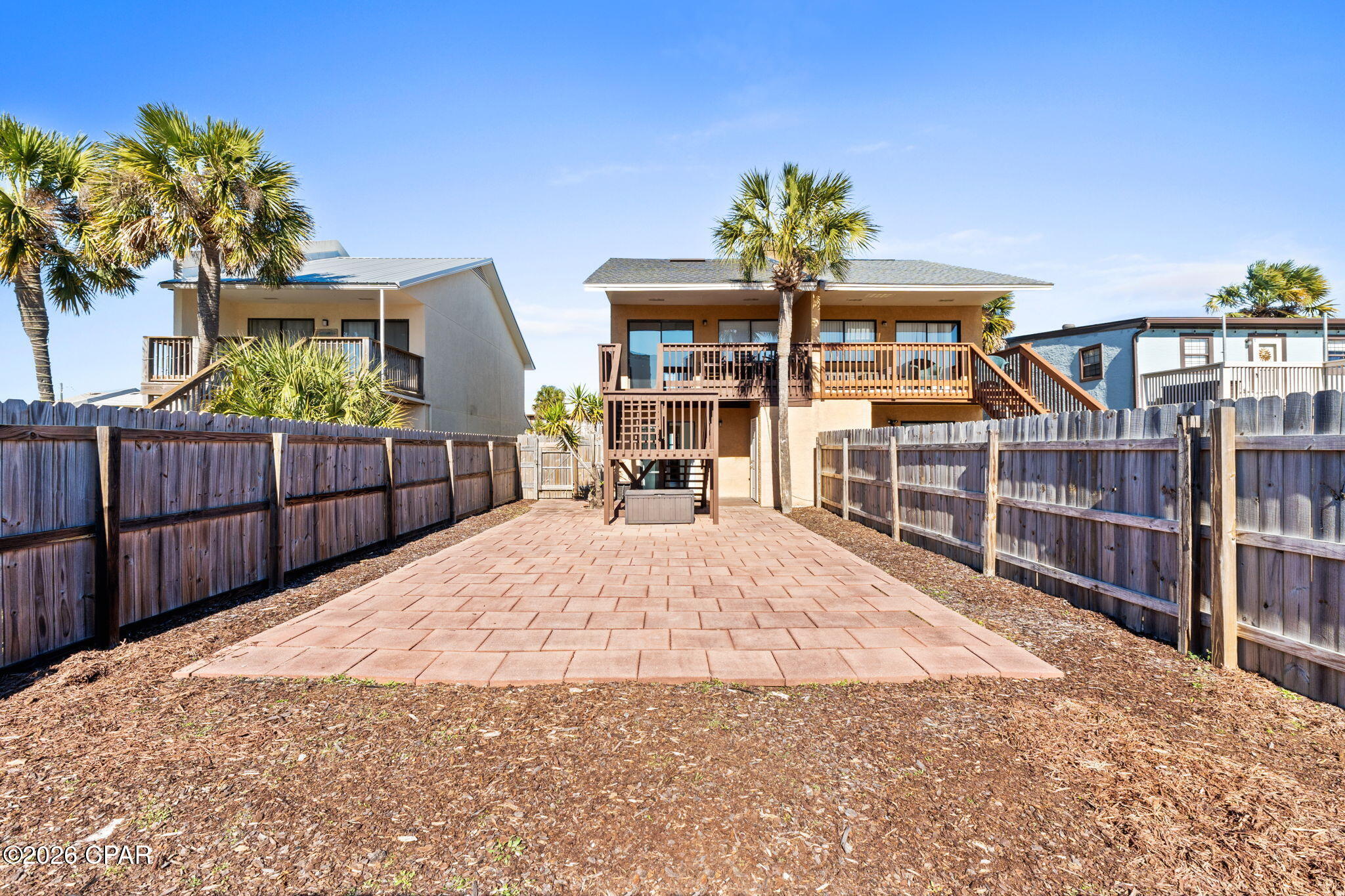 Summerwinds Condo - Residential