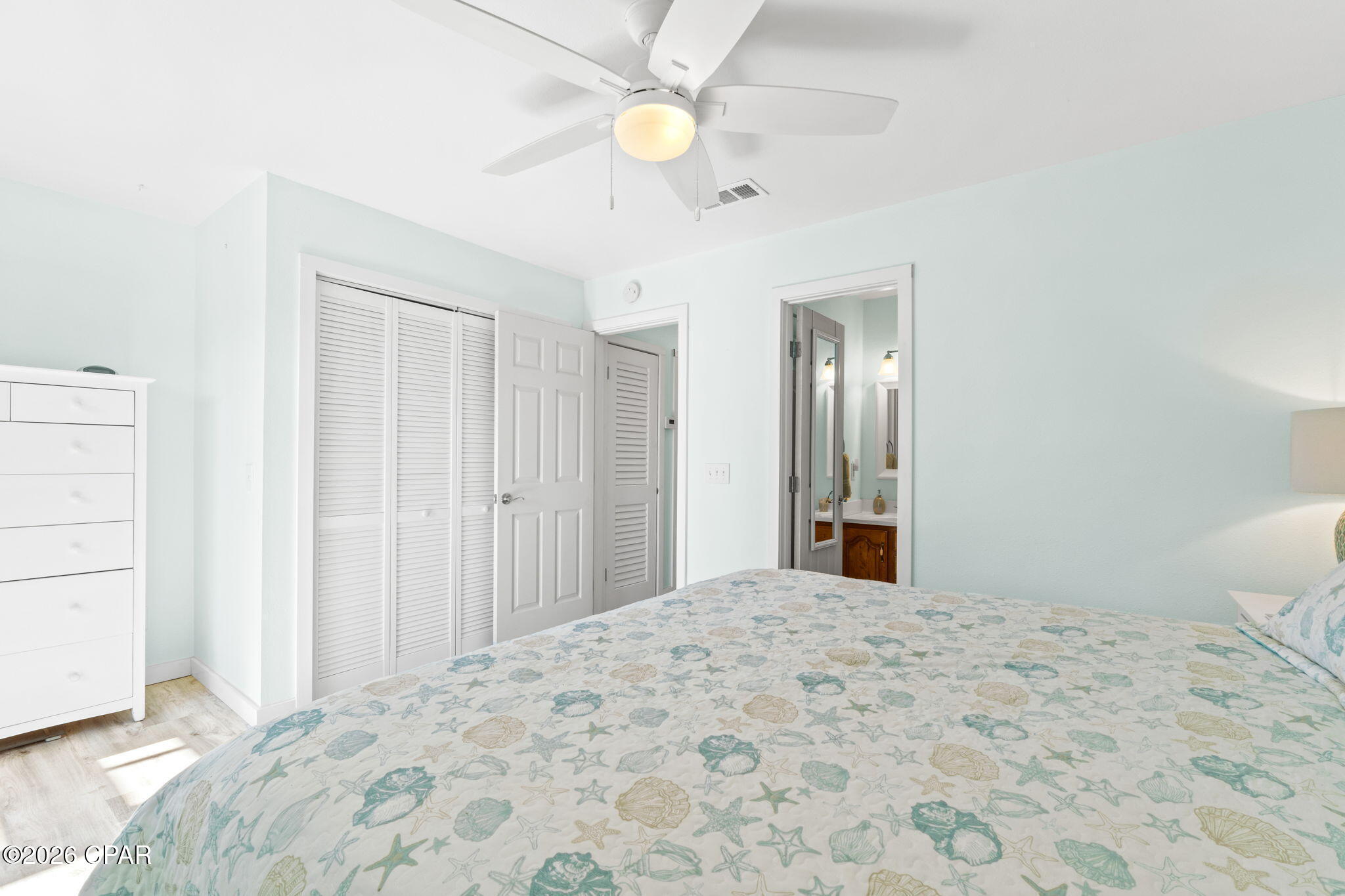 Summerwinds Condo - Residential