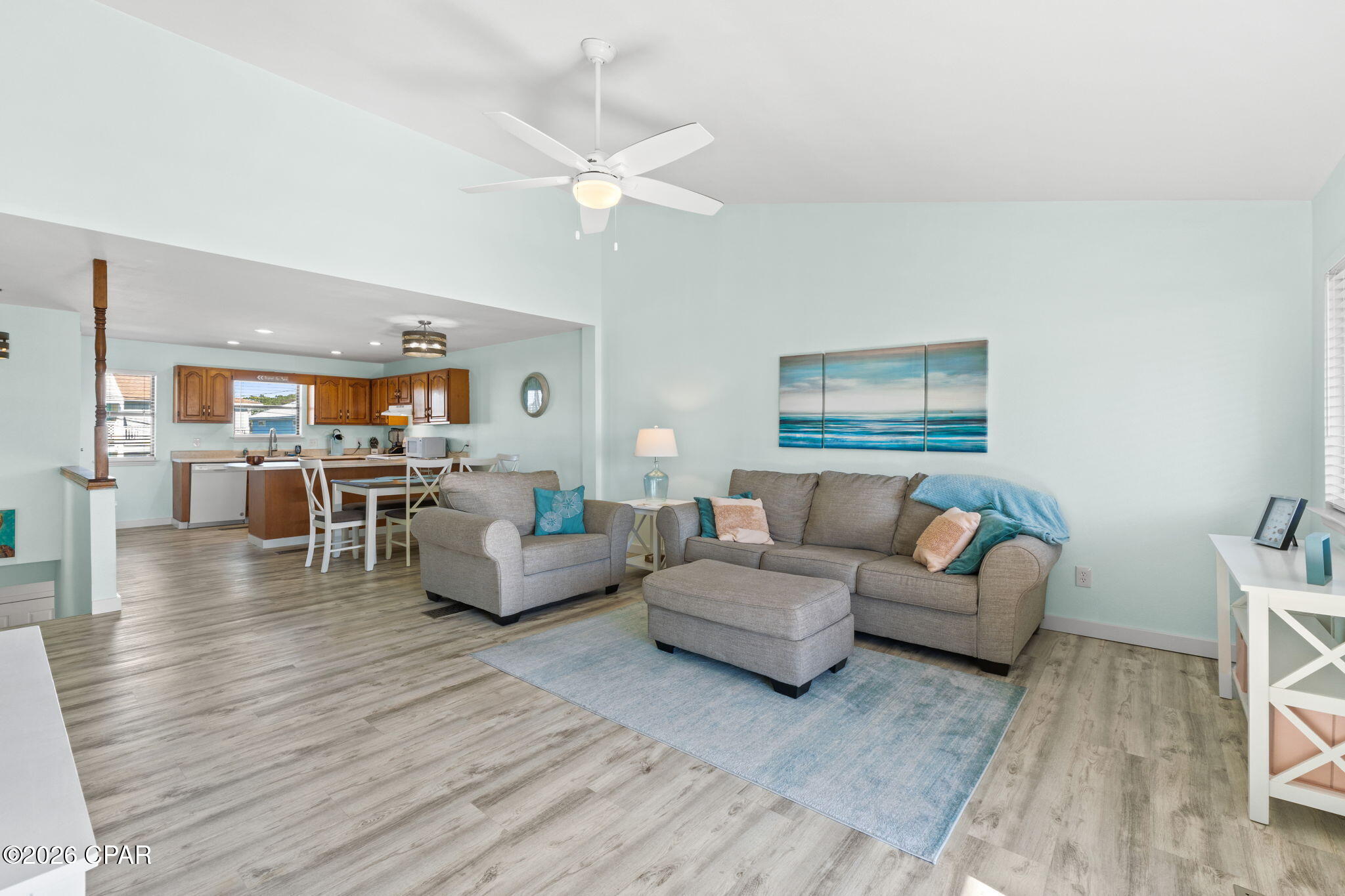 Summerwinds Condo - Residential