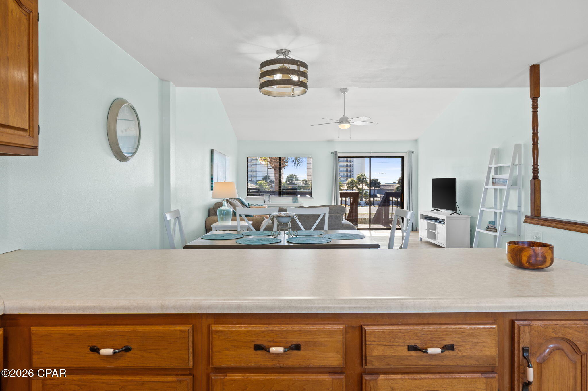 Summerwinds Condo - Residential