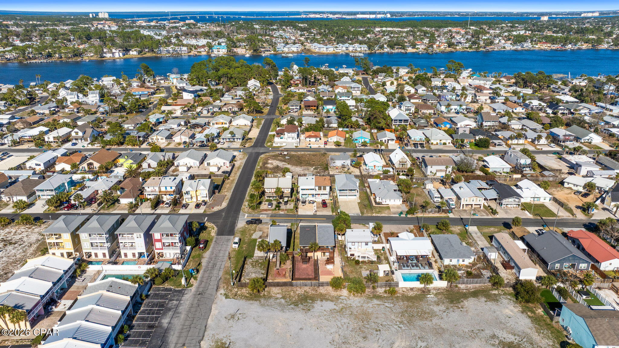 Summerwinds Condo - Residential