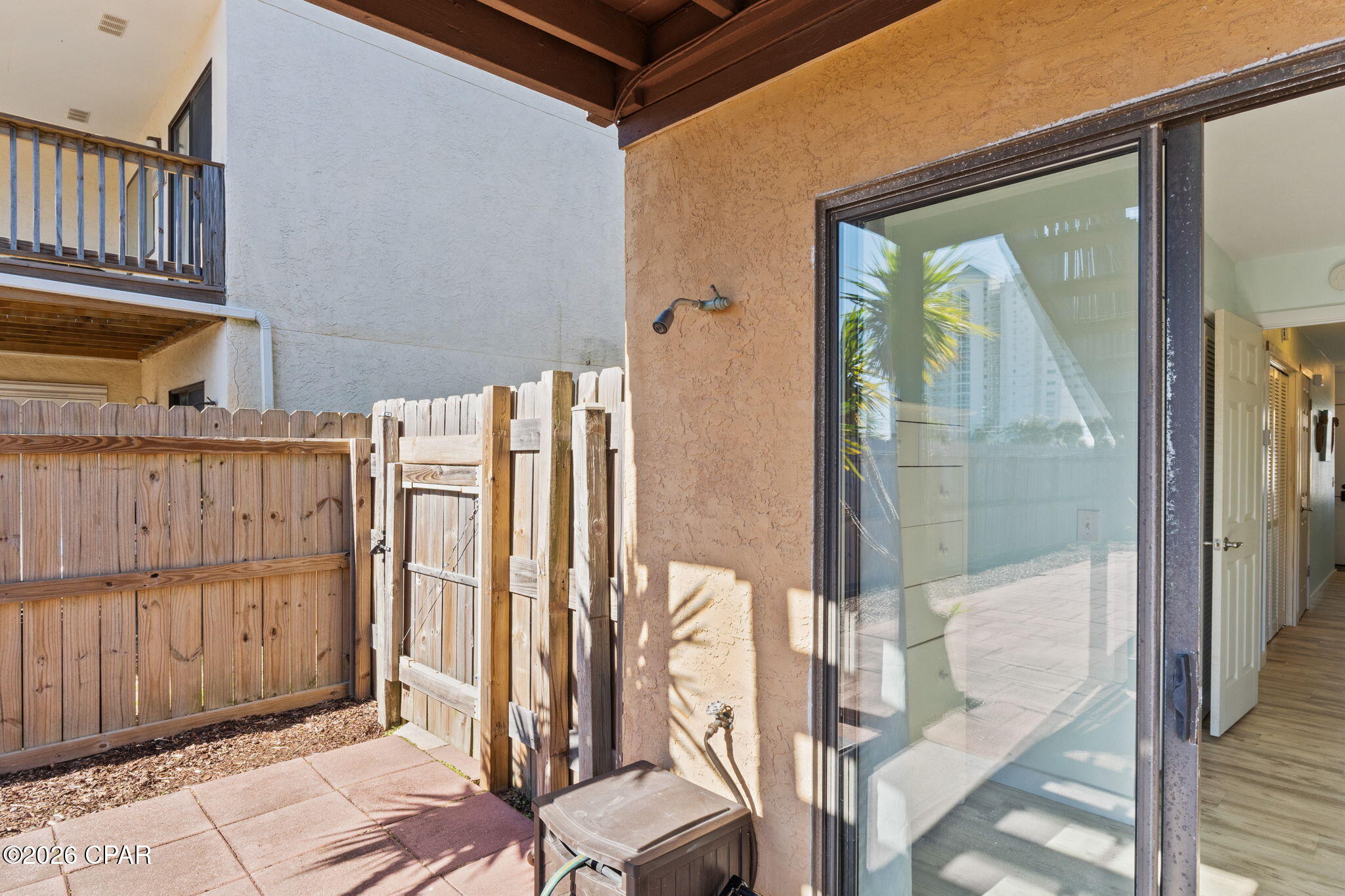 Summerwinds Condo - Residential