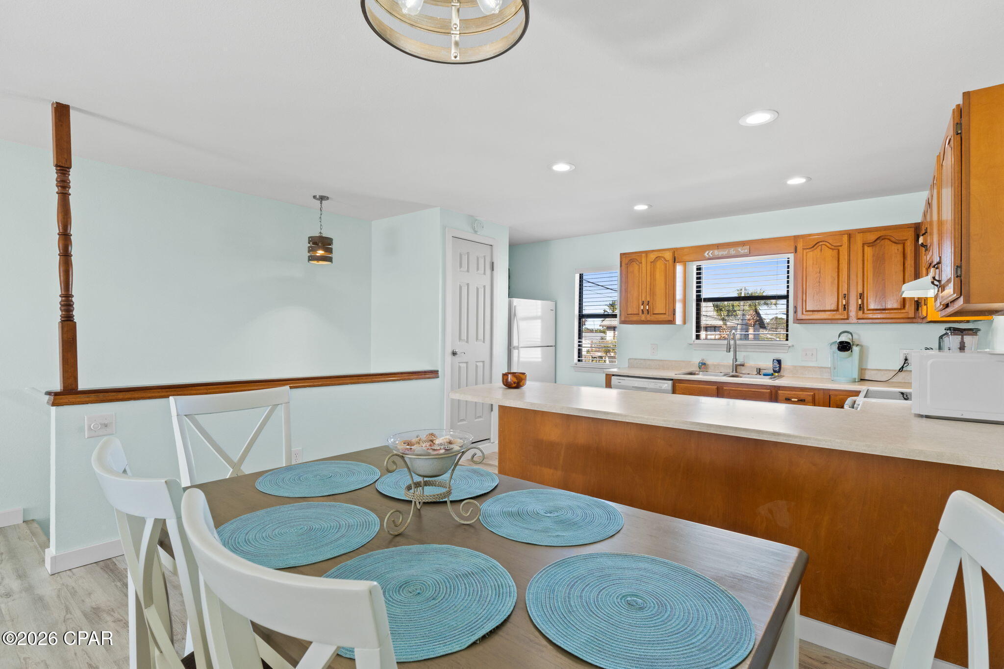 Summerwinds Condo - Residential