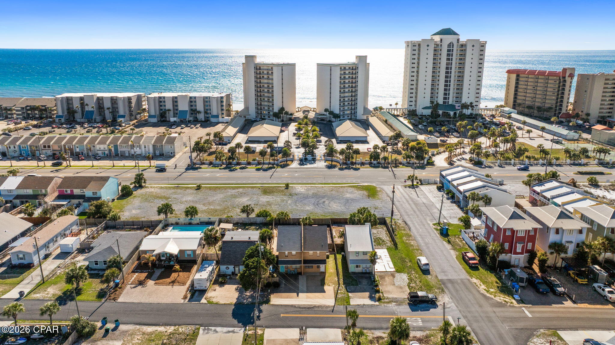 Summerwinds Condo - Residential