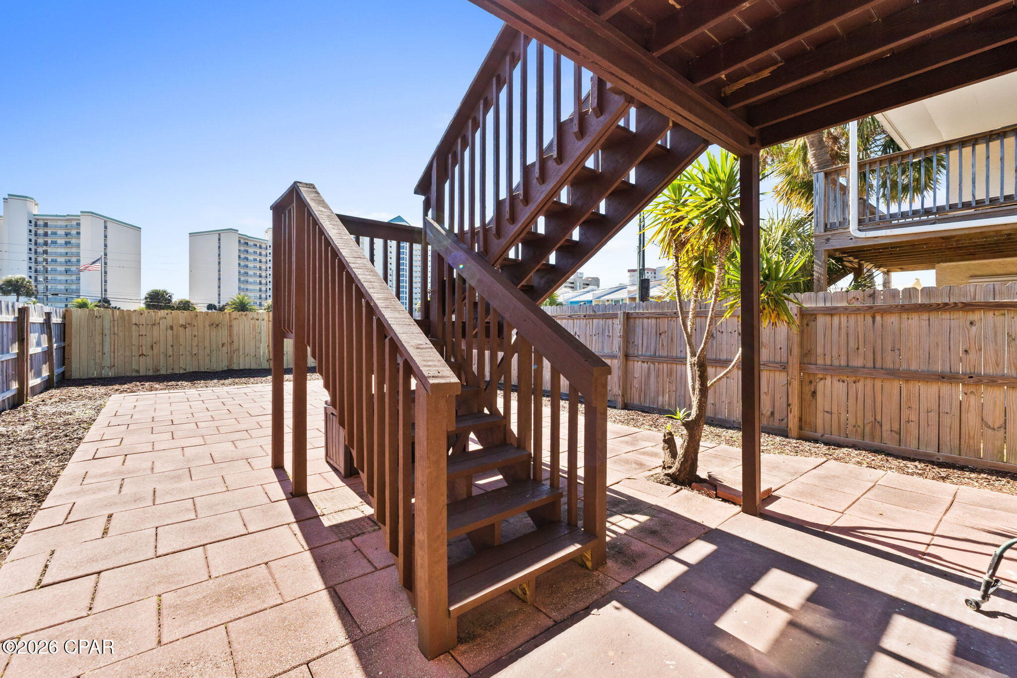 Summerwinds Condo - Residential