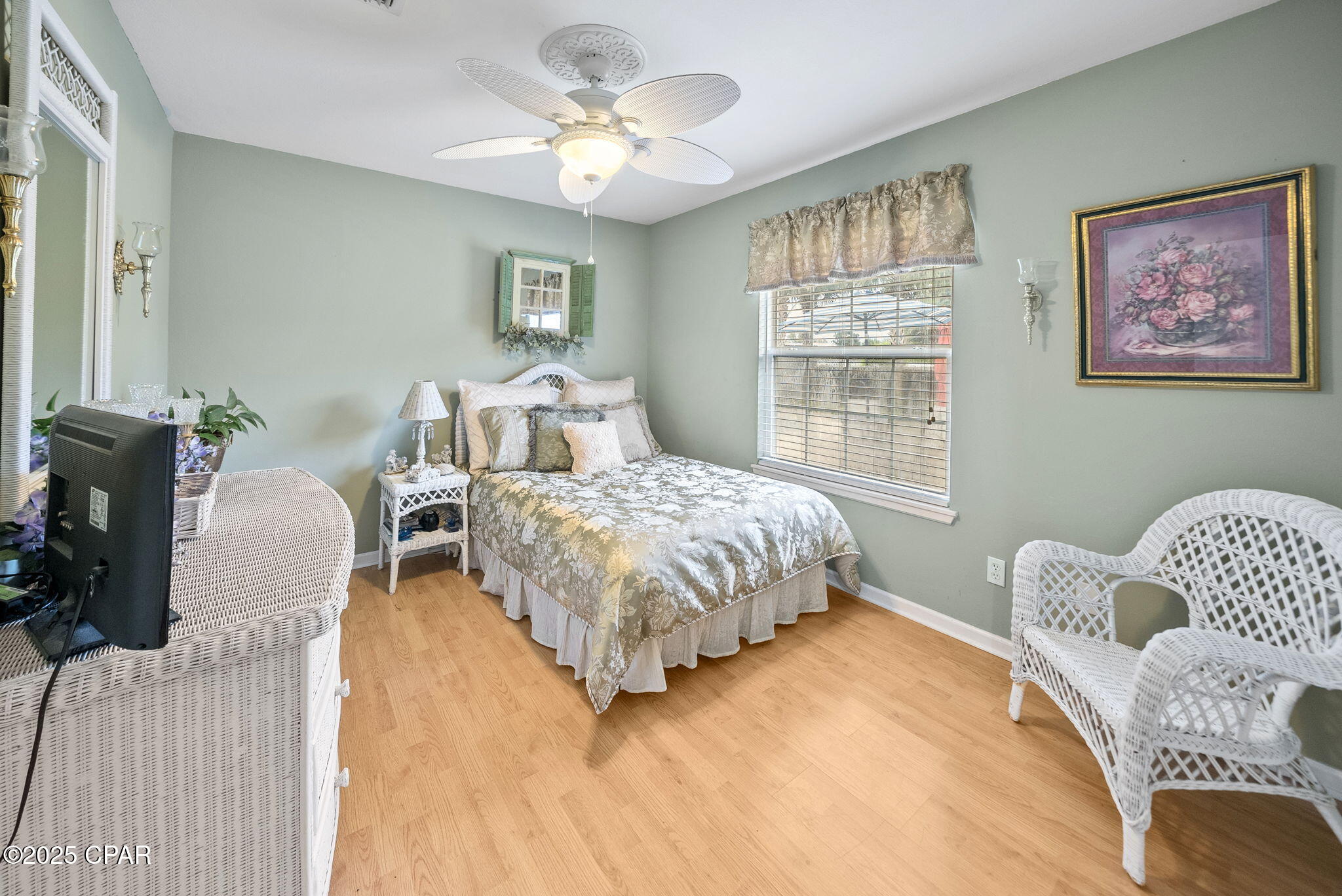 Suntime Beach U-1 - Residential