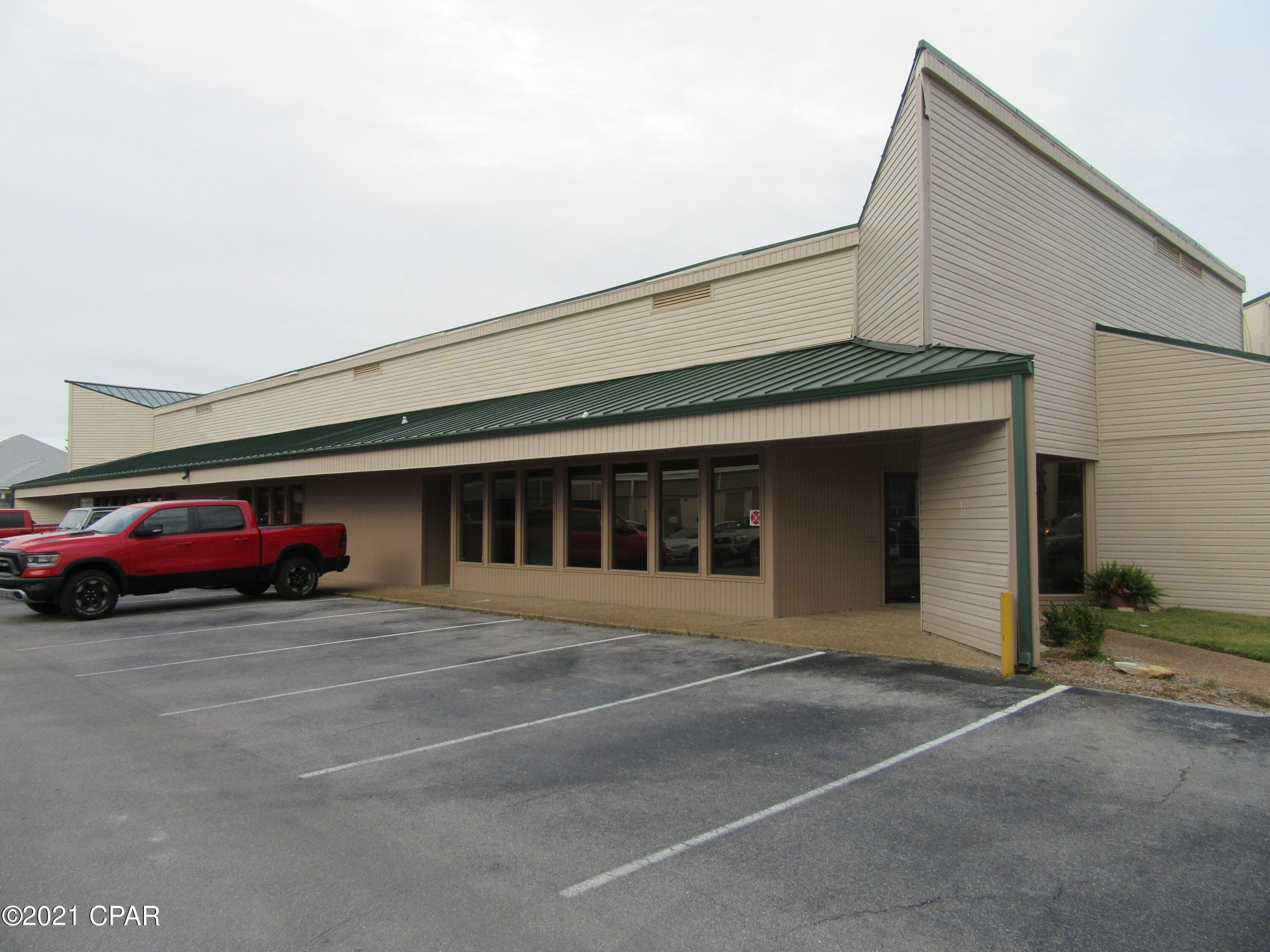 No Named Subdivision - Commercial Lease