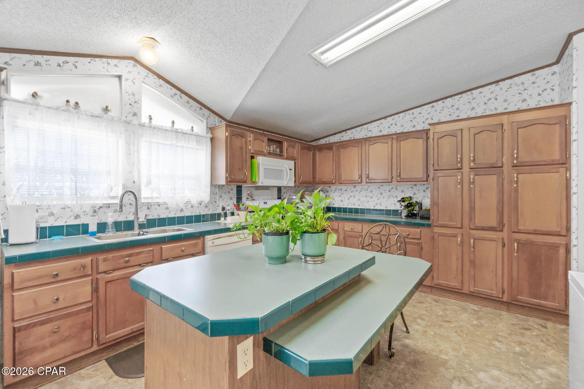 Leisure Lakes - Residential