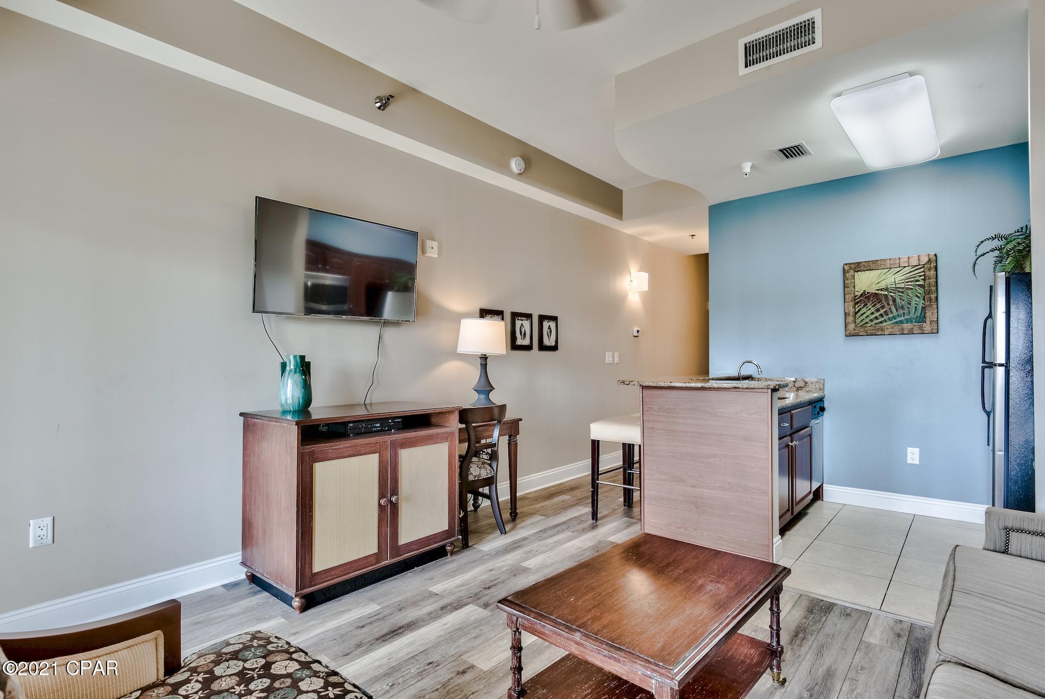 Carillon Beach Inn - Residential