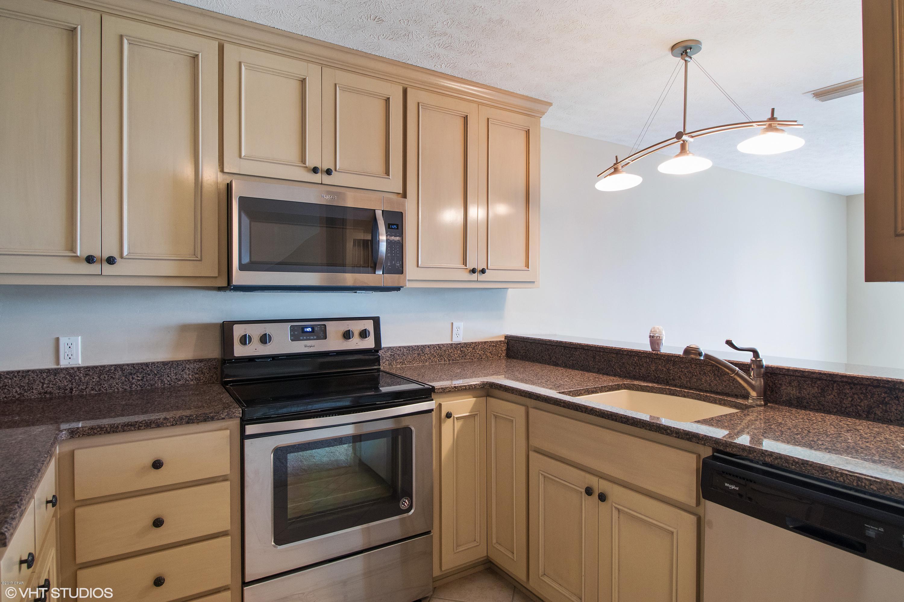 Grand Bay Townhomes - Residential