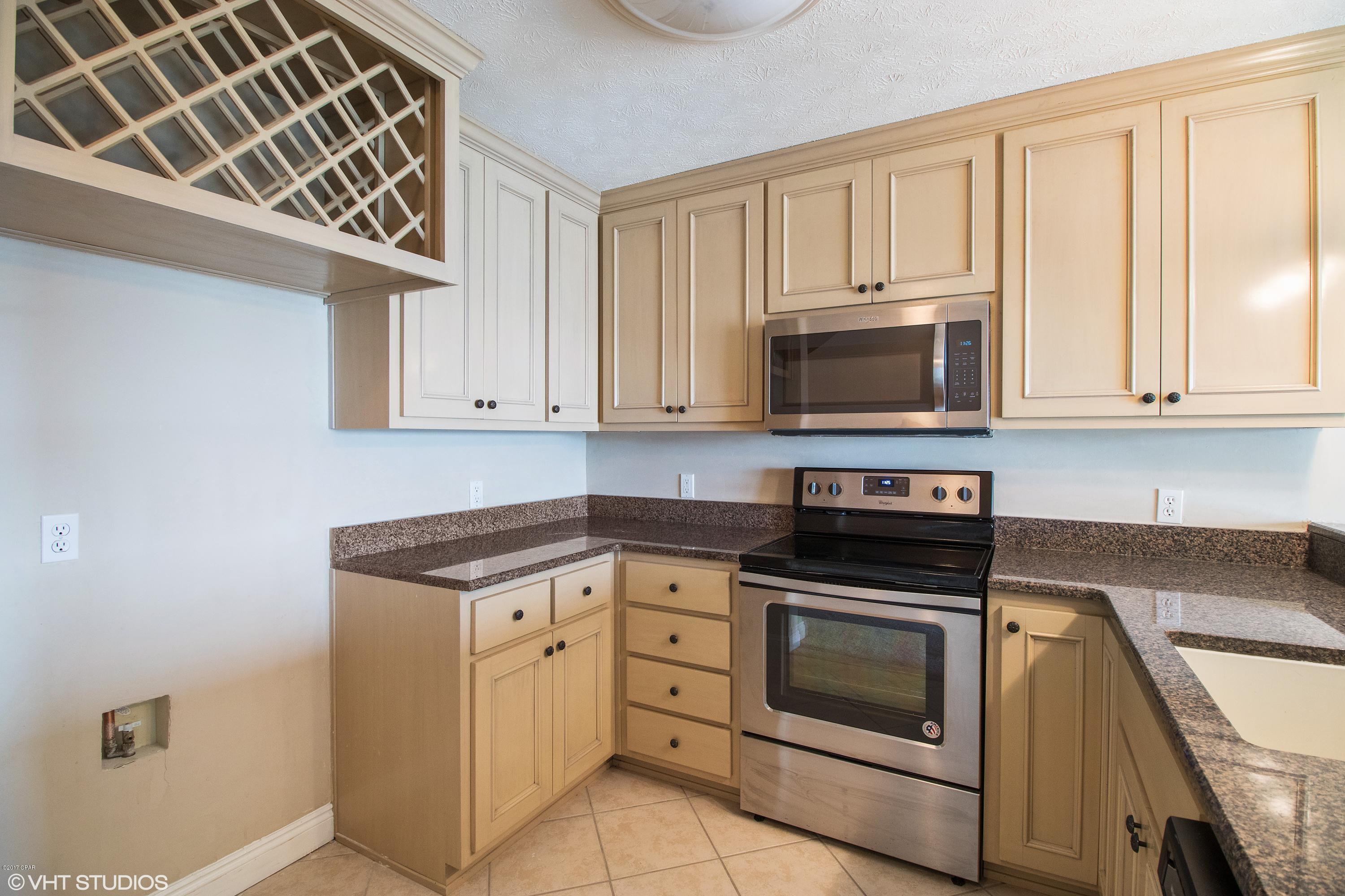 Grand Bay Townhomes - Residential