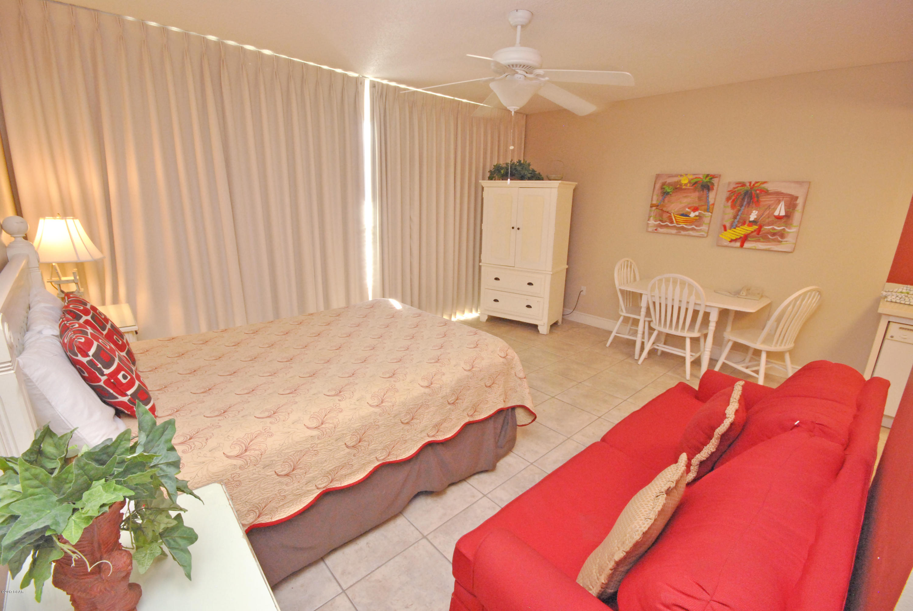 Majestic Beach Tower I - Residential