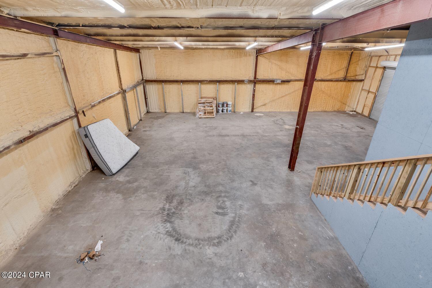 Highland City - Commercial Sale