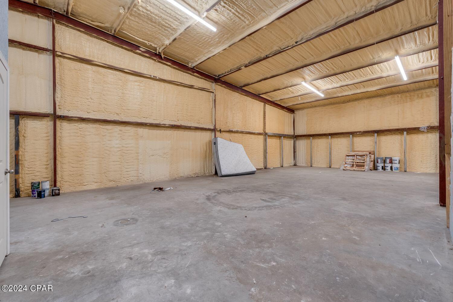 Highland City - Commercial Sale