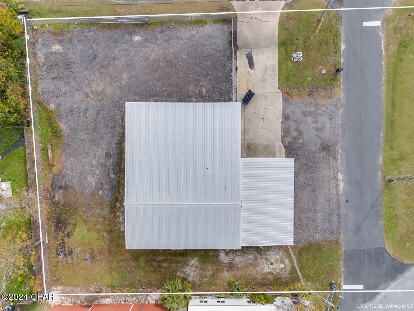 Highland City - Commercial Sale