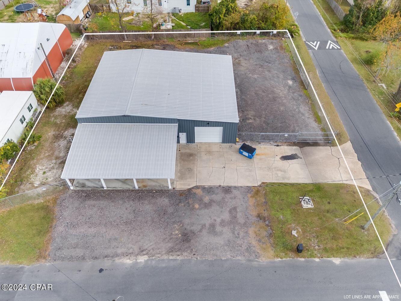 Highland City - Commercial Sale