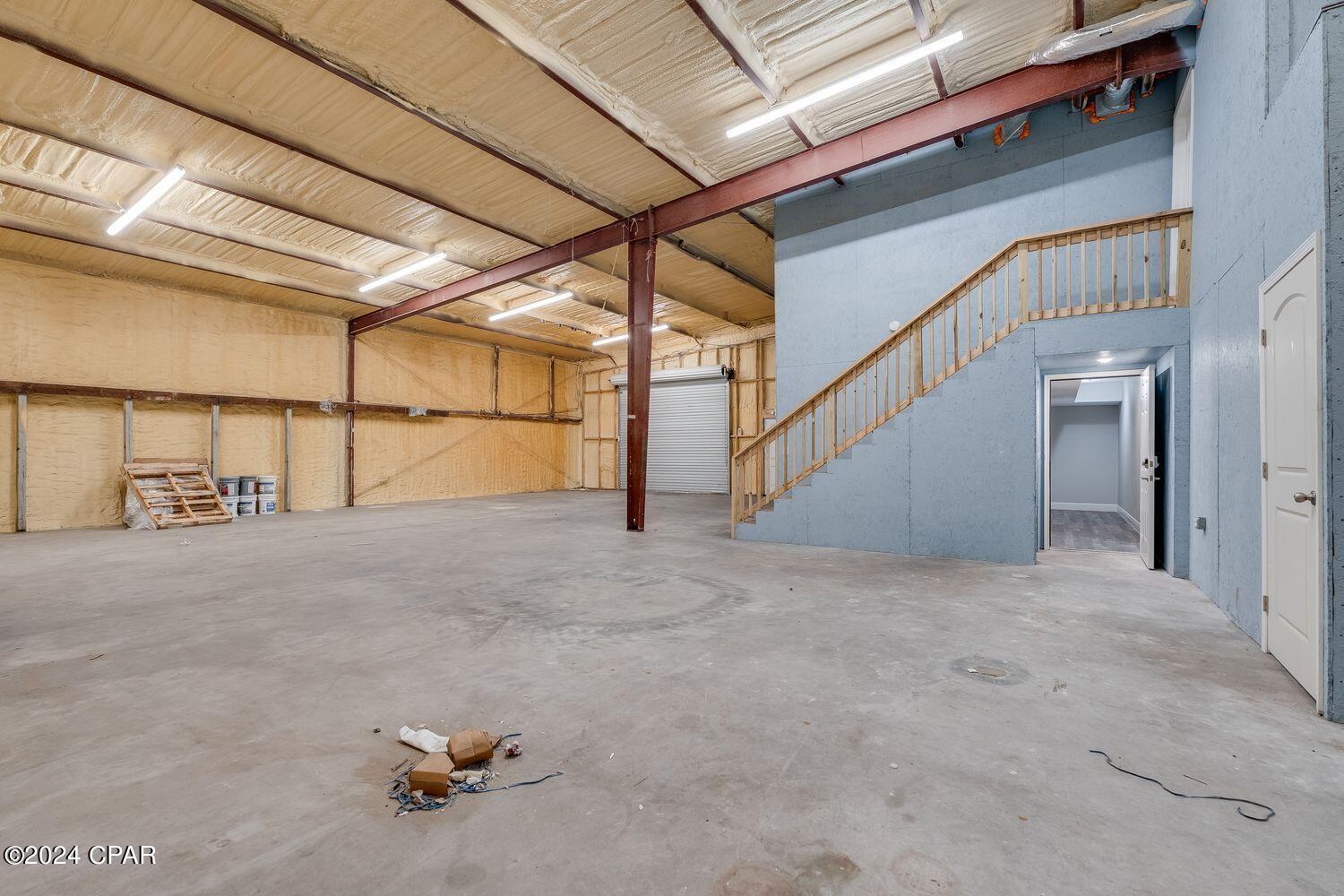 Highland City - Commercial Sale