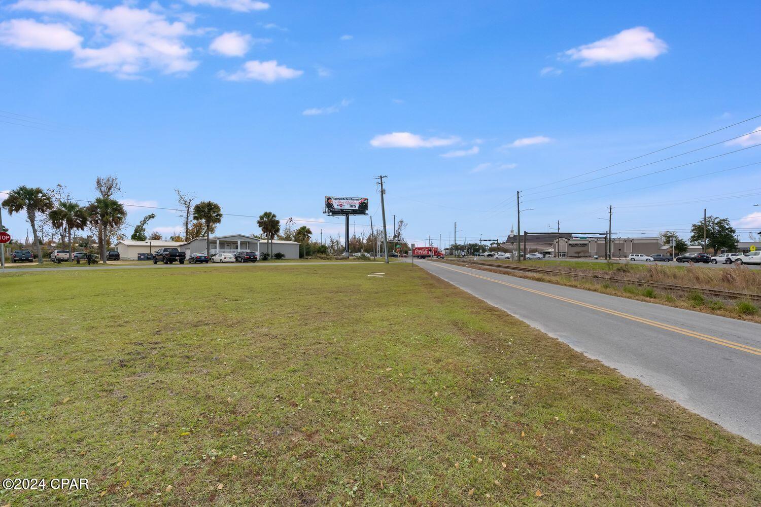 Highland City - Commercial Sale